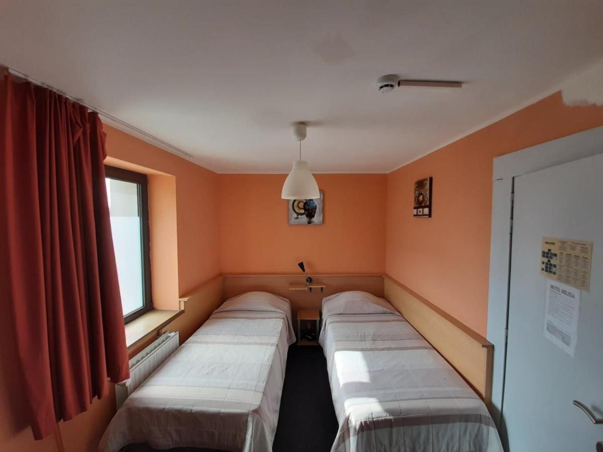 Hotel Melissa Peruwelz Luaran gambar